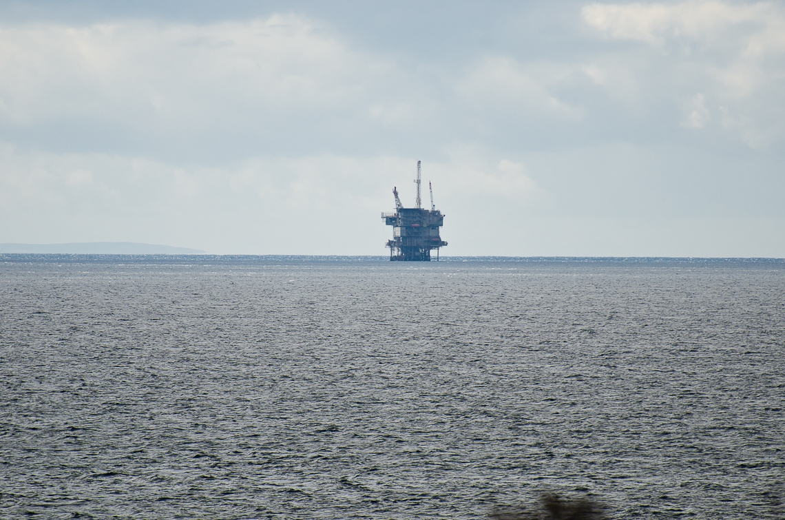 Тихий океан, Нефтяная платформа / Pacific ocean, SR 1, oil derrick